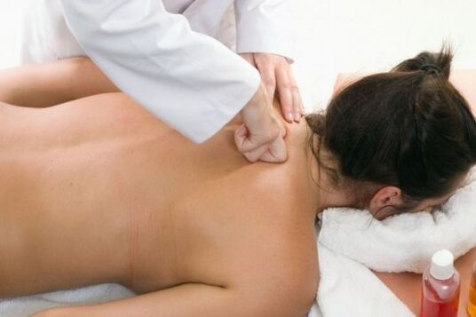 Massage mit Rückenwunden